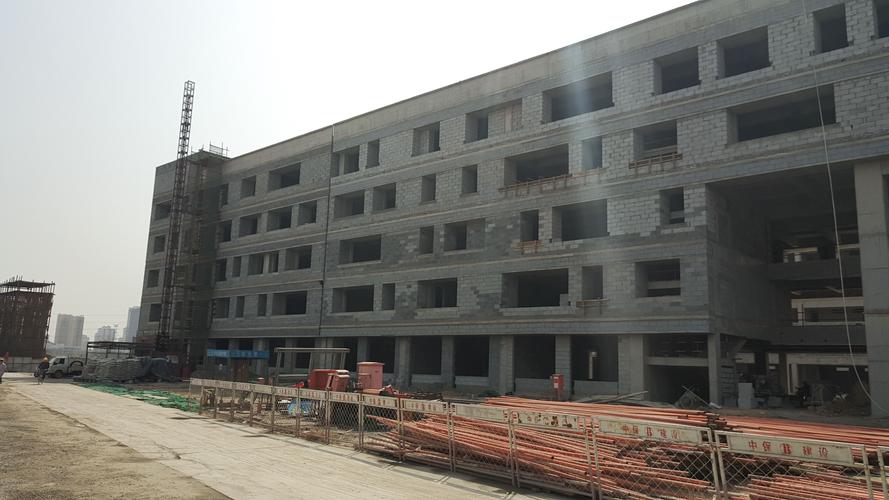 此外,河北建设工程信息网显示,位于莲池区的北部新城新建小学及初中也